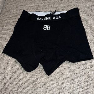 Balenciaga WOMEN'S SPORTS SHORTY IN BLACK
